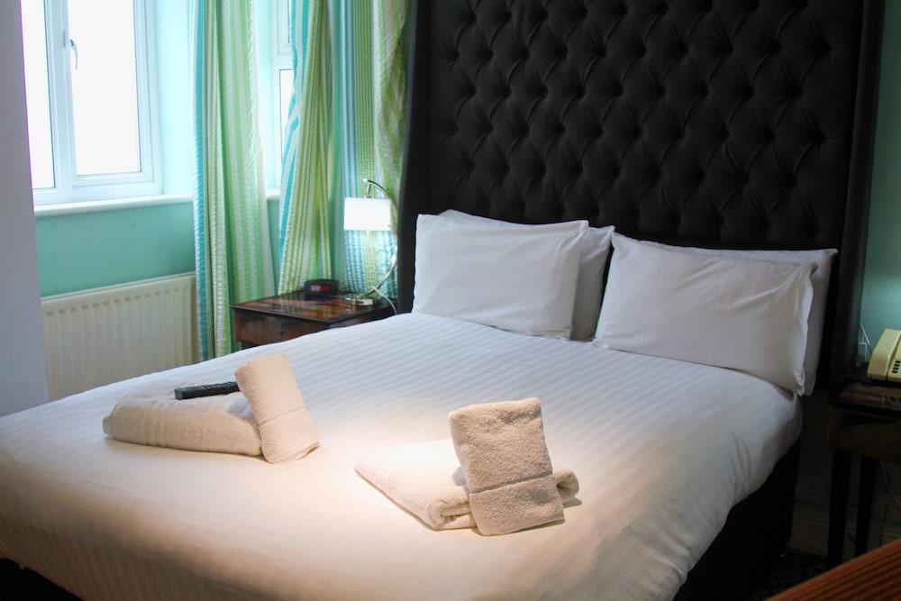 Отель The Jephson Hotel; Bw Signature Collection