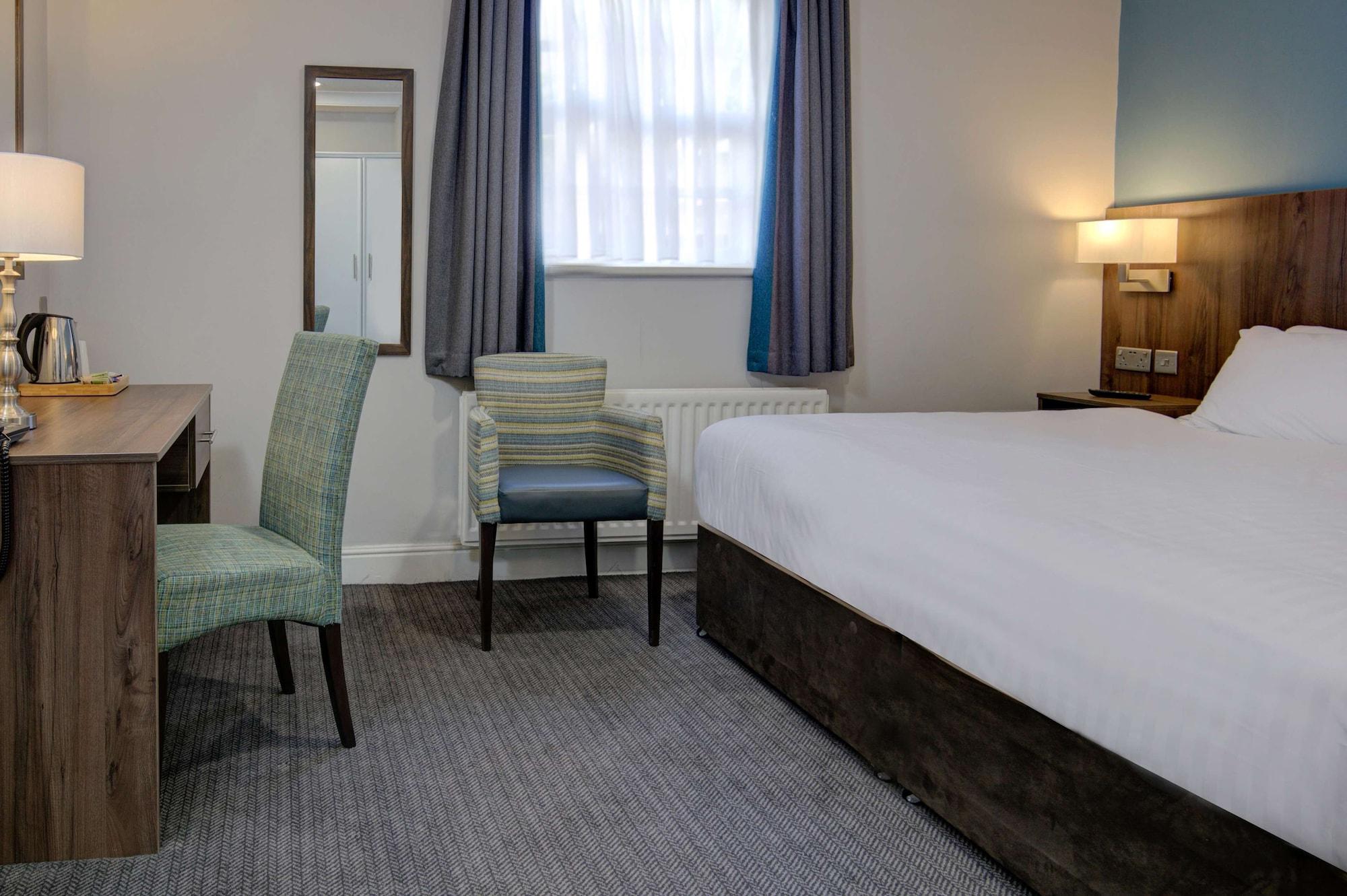The Jephson Hotel; Bw Signature Collection Отель