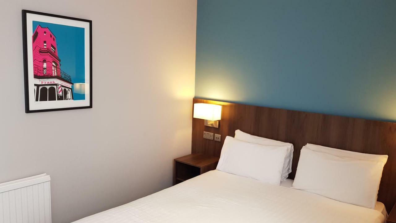 The Jephson Hotel; Bw Signature Collection Отель